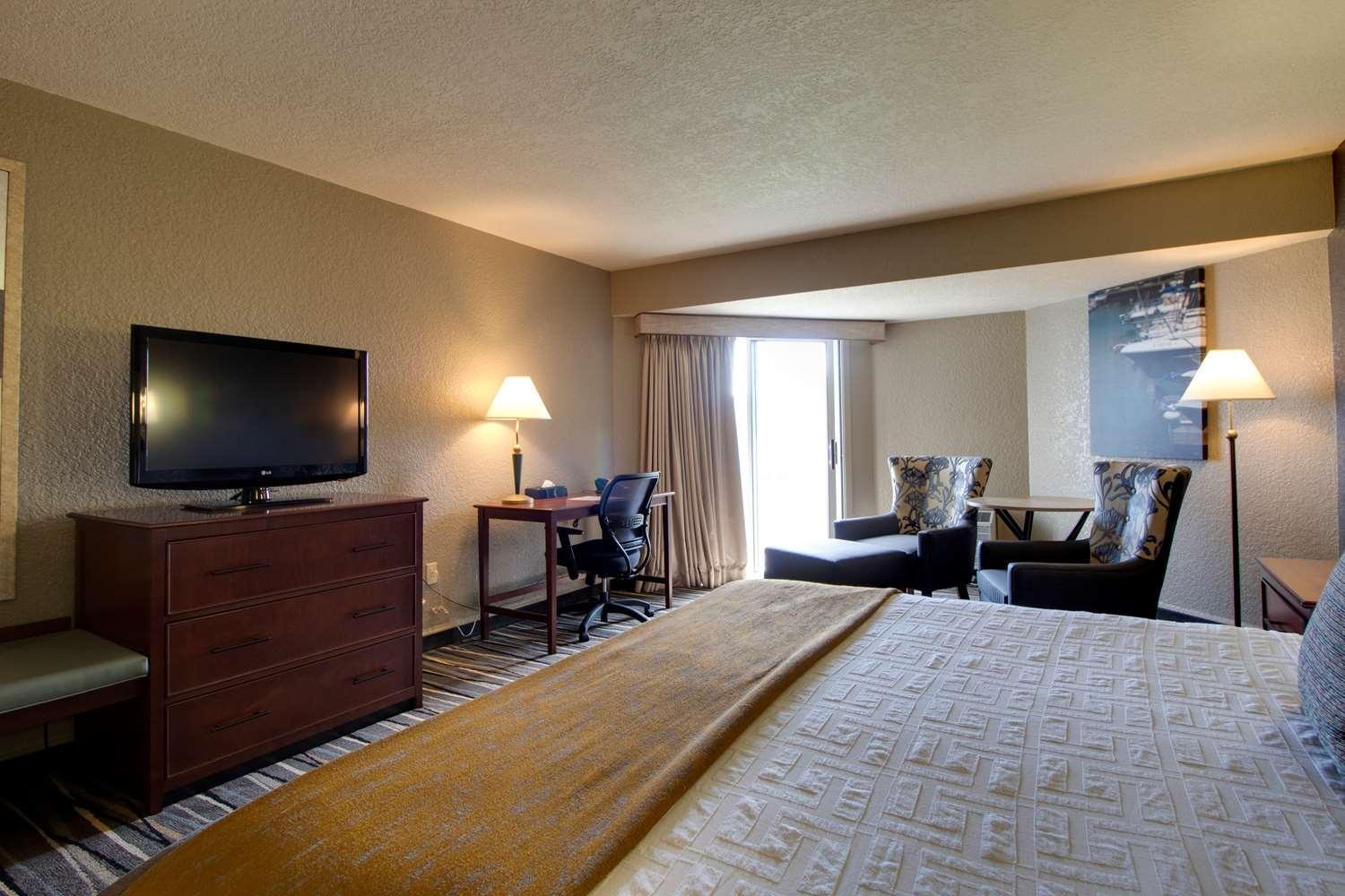 Best Western Harbour Pointe Lakefront Saint Ignace Buitenkant foto