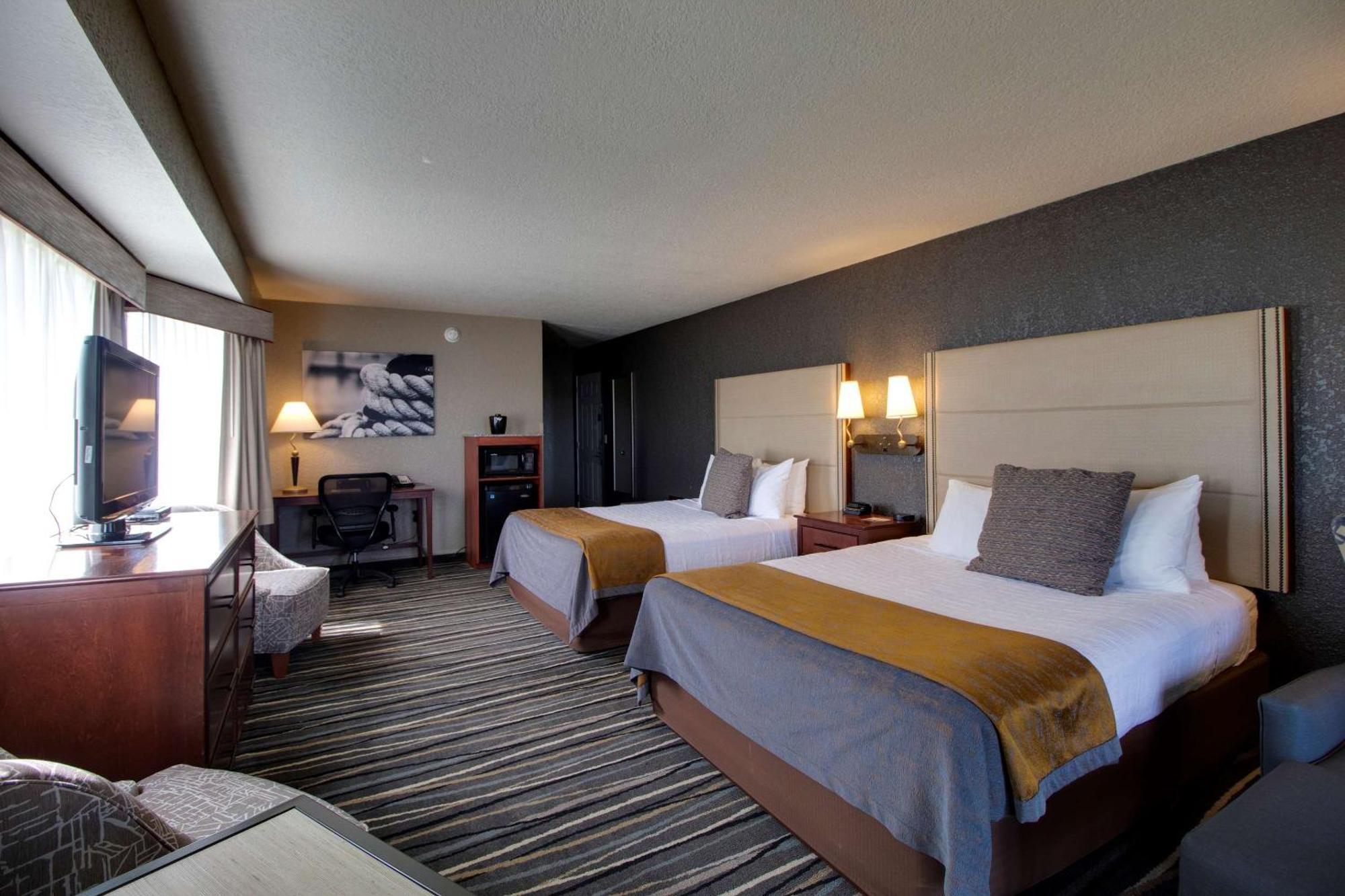 Best Western Harbour Pointe Lakefront Saint Ignace Buitenkant foto
